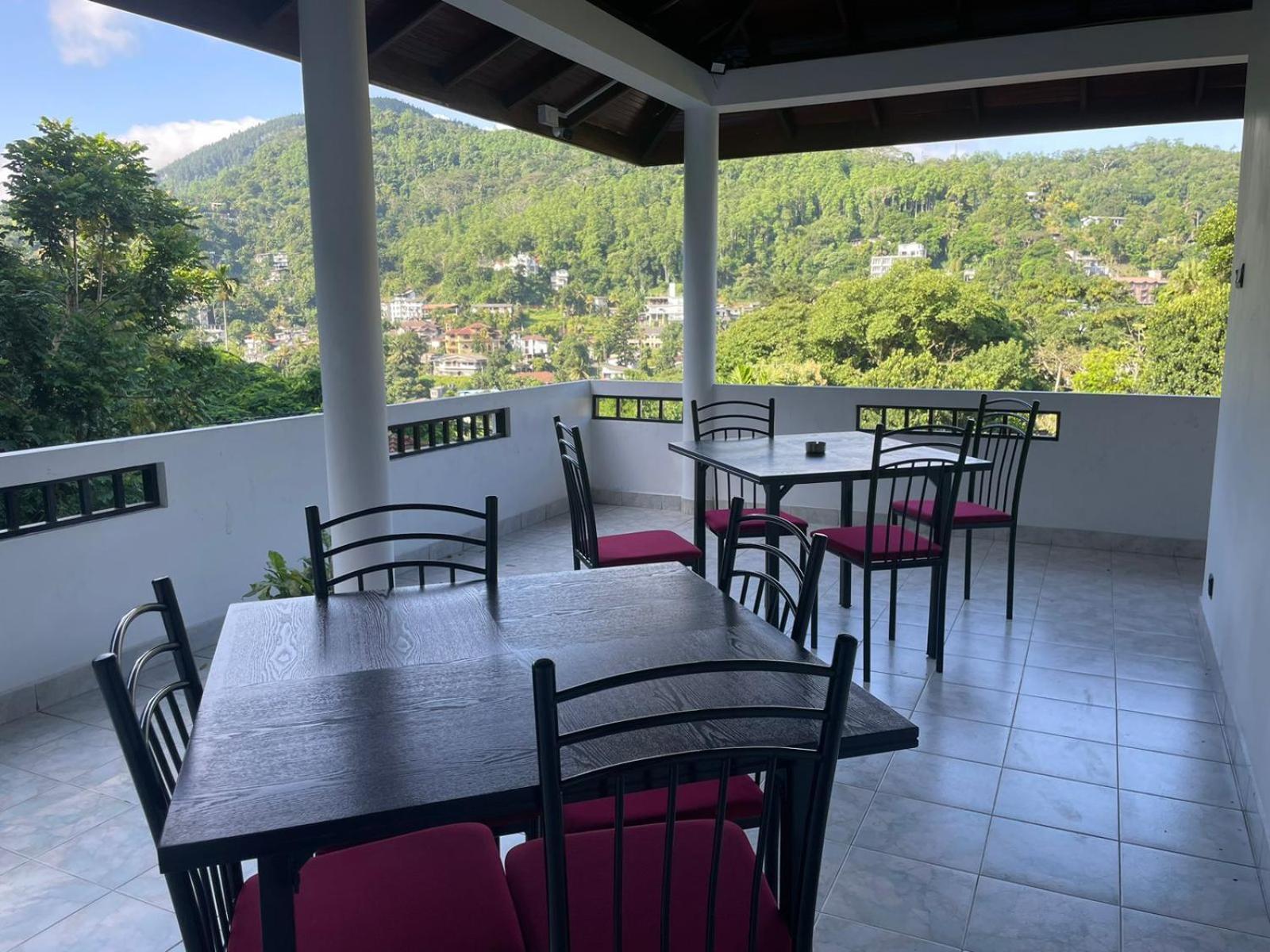 Villa Nine Kandy Exterior photo